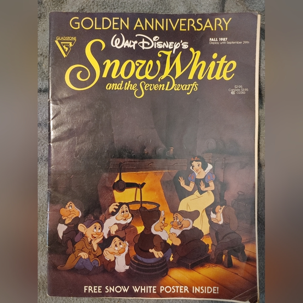 Vintage 1987 Snow White comic book